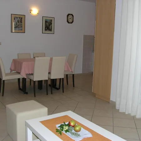Apartments Biljana For Relaxing Holidays In Baska Baska (Krk) Exterior photo