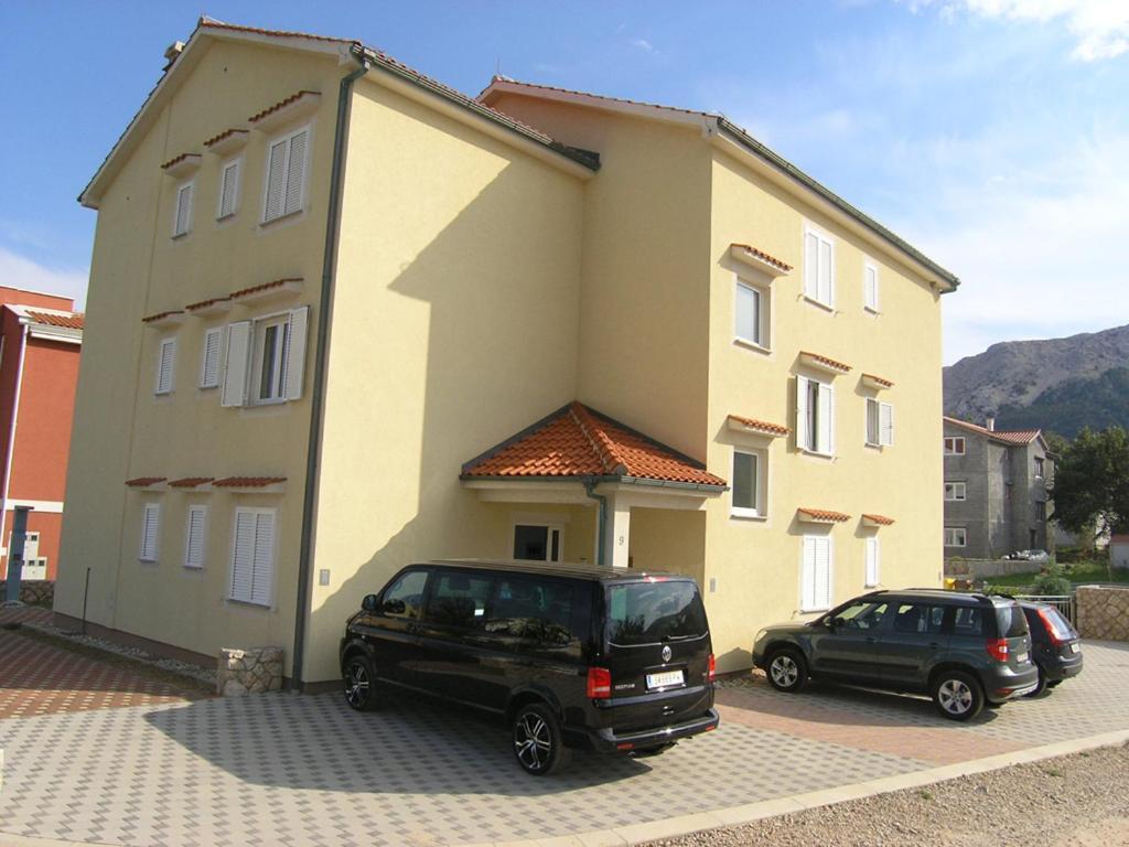 Apartment Biljana For Relaxing Holidays In