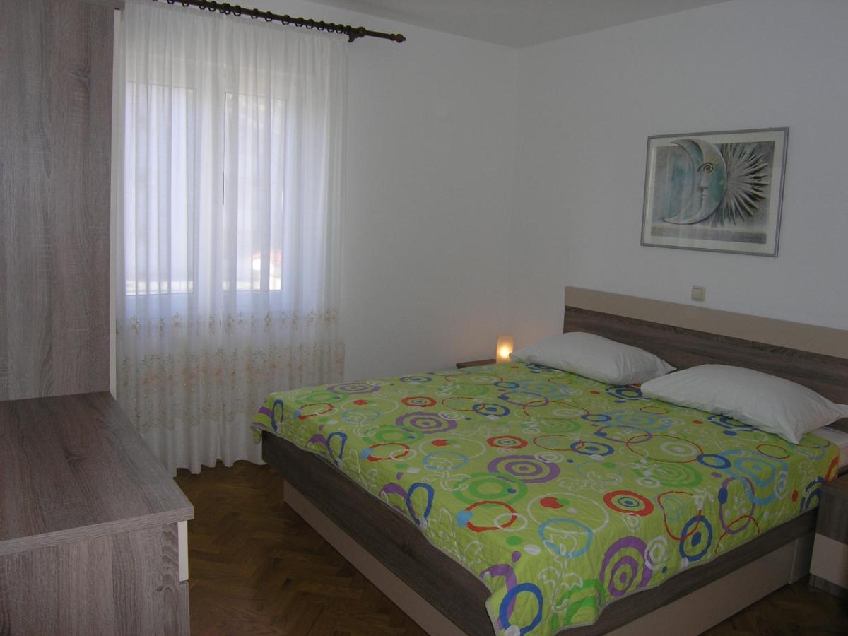 Biljana For Relaxing Holidays In Apartment